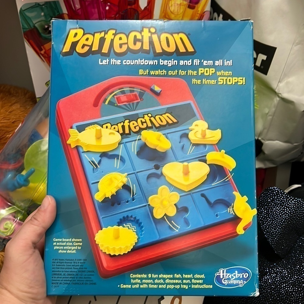Perfection JR - Hasbro EUC (like new)